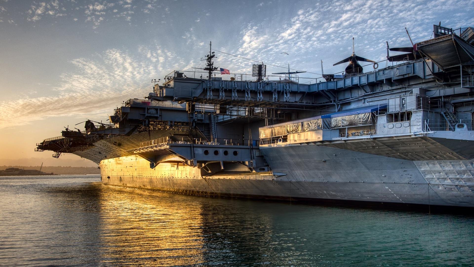 纸张的燃点温度是多少