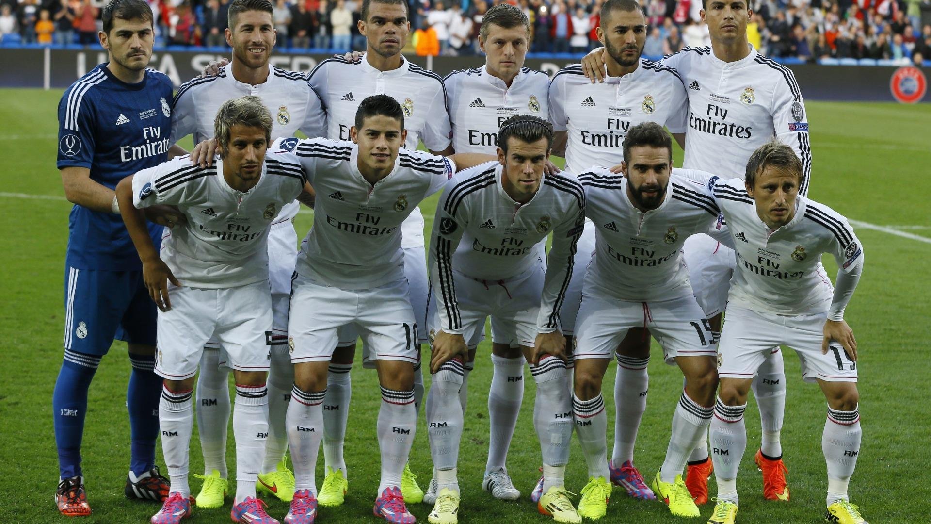 如何弹奏尤克里里